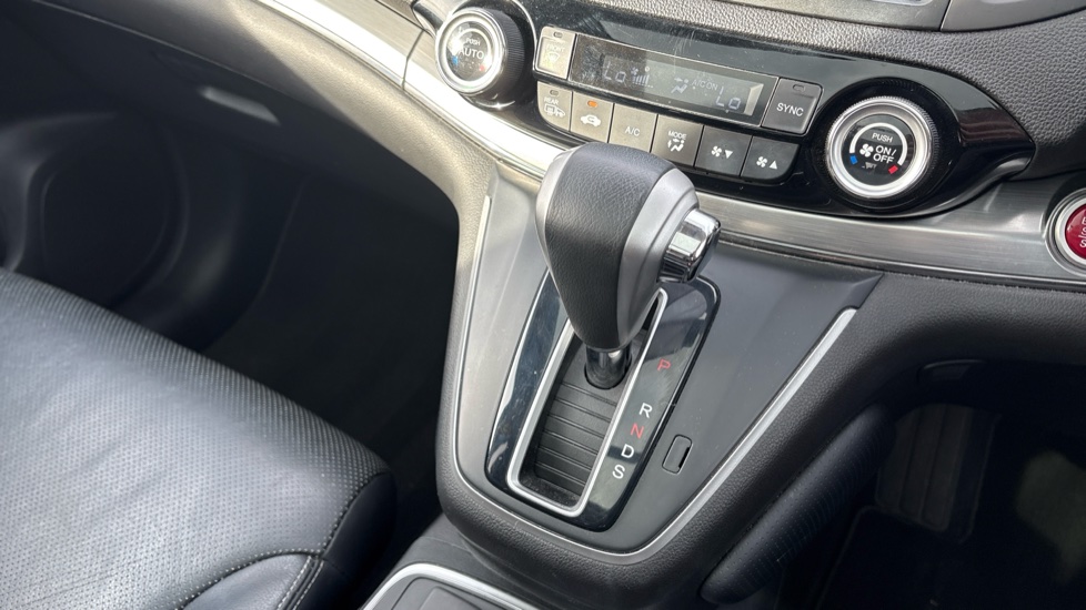 Honda CR-V 2.0 i-VTEC EX 5dr Auto Petrol Estate - Image 13