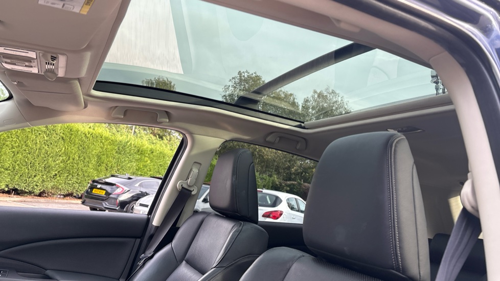 Honda CR-V 2.0 i-VTEC EX 5dr Auto Petrol Estate - Image 42
