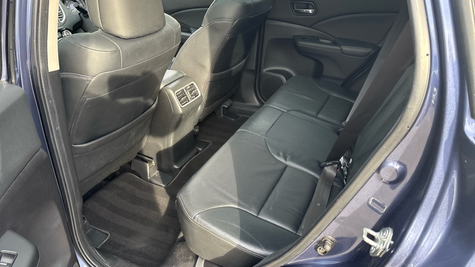 Honda CR-V 2.0 i-VTEC EX 5dr Auto Petrol Estate - Image 43
