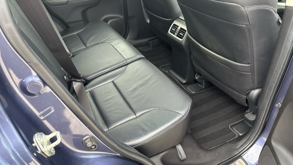 Honda CR-V 2.0 i-VTEC EX 5dr Auto Petrol Estate - Image 48