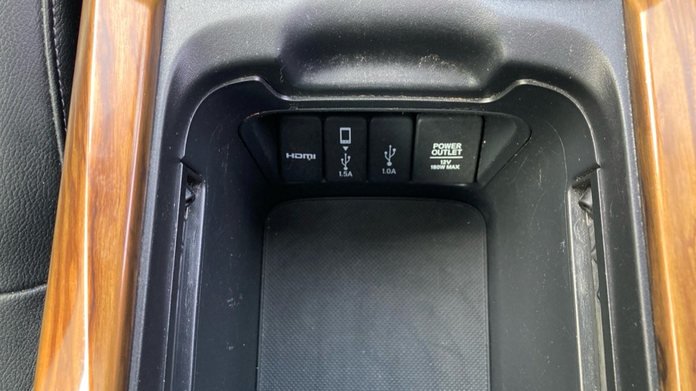 Honda CR-V 1.5 VTEC Turbo EX 5dr CVT Petrol Estate - Image 30