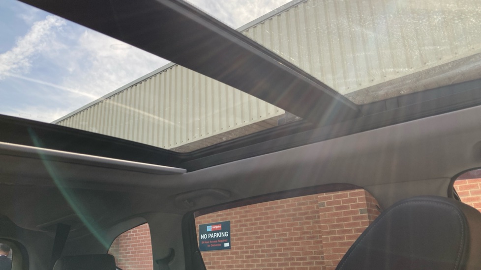 Honda CR-V 1.5 VTEC Turbo EX 5dr CVT Petrol Estate - Image 33