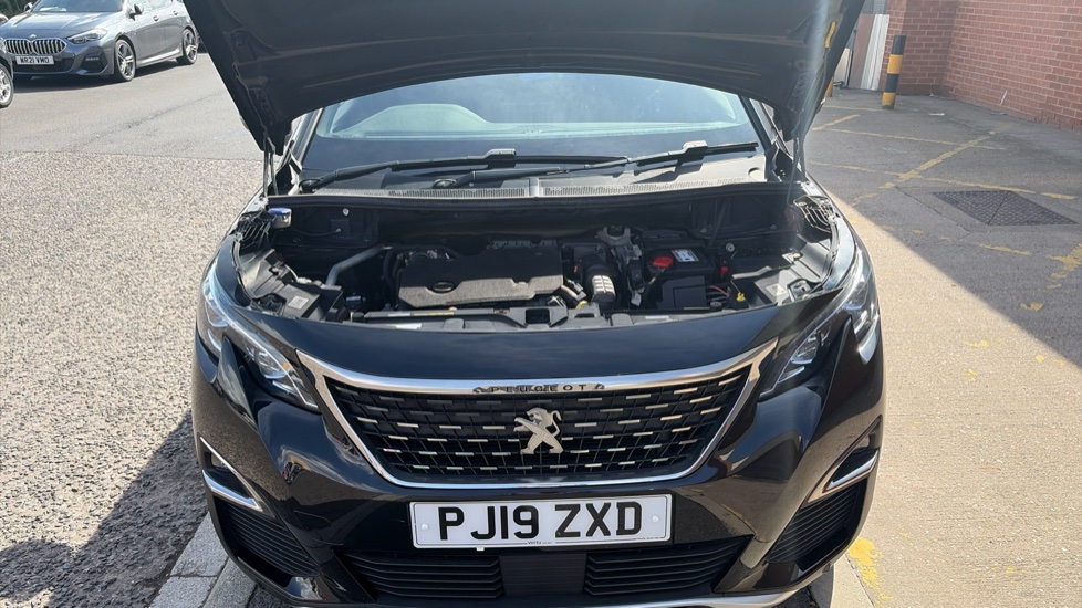 Peugeot 3008 1.5 BlueHDi GT Line 5dr Diesel Estate - Image 8