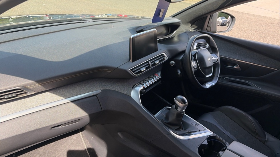 Peugeot 3008 1.5 BlueHDi GT Line 5dr Diesel Estate - Image 9
