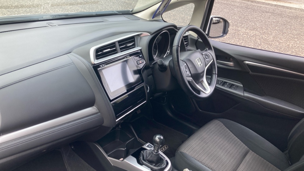 Honda Jazz 1.3 i-VTEC EX Navi 5dr Petrol Hatchback - Image 9