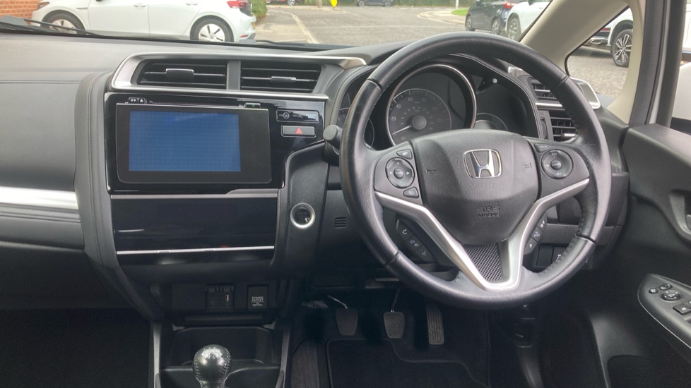 Honda Jazz 1.3 i-VTEC EX Navi 5dr Petrol Hatchback - Image 10