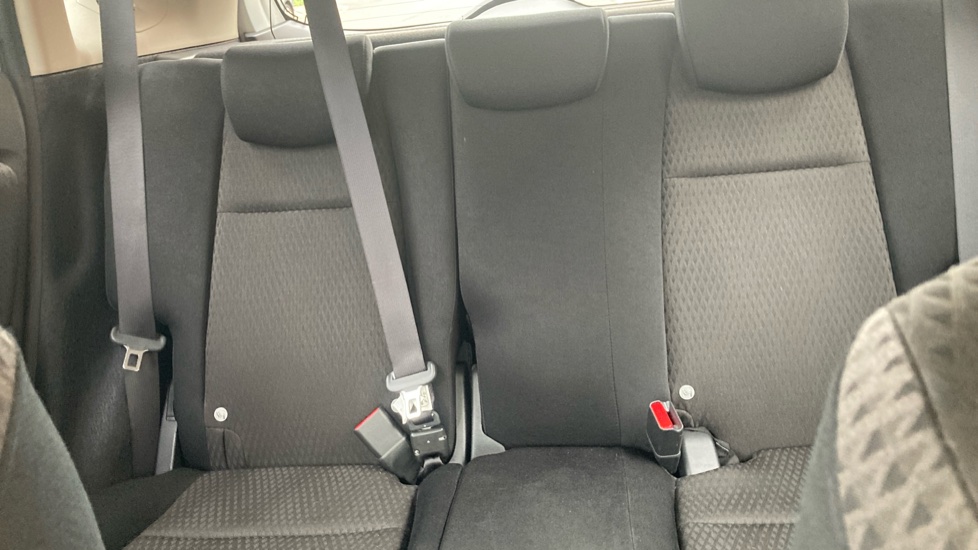 Honda Jazz 1.3 i-VTEC EX Navi 5dr Petrol Hatchback - Image 15