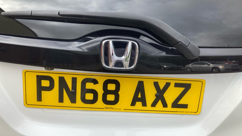 Honda Jazz 1.3 i-VTEC EX Navi 5dr Petrol Hatchback - Image 24