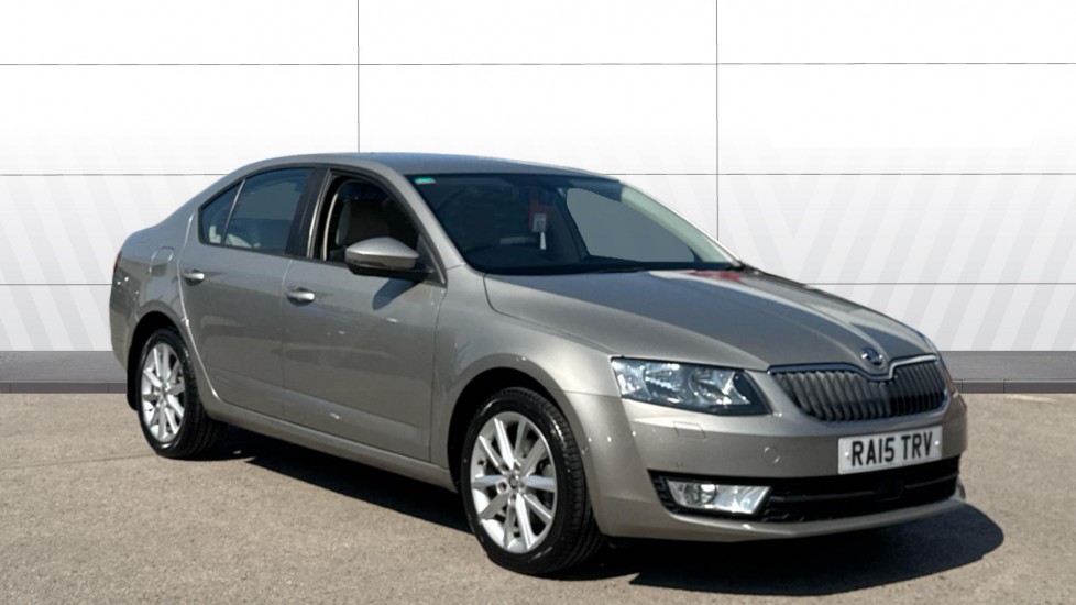 Skoda Octavia 1.4 TSI Elegance 5dr DSG Petrol Hatchback - Image 1