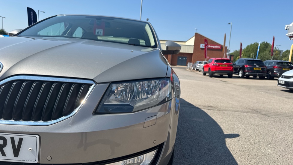 Skoda Octavia 1.4 TSI Elegance 5dr DSG Petrol Hatchback - Image 46