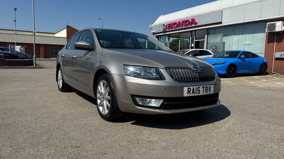 Skoda Octavia 1.4 TSI Elegance 5dr DSG Petrol Hatchback - Image 47