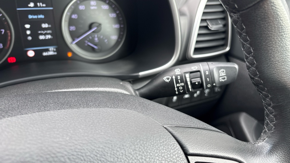 Hyundai TUCSON 1.6 GDi Premium 5dr 2WD Petrol Estate - Image 29