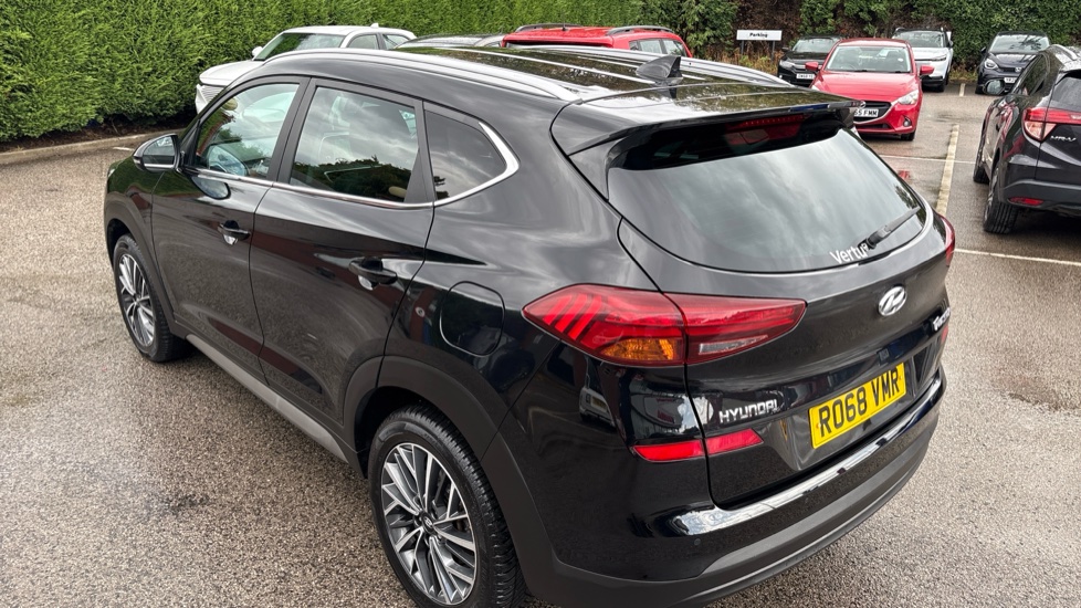 Hyundai TUCSON 1.6 GDi Premium 5dr 2WD Petrol Estate - Image 42