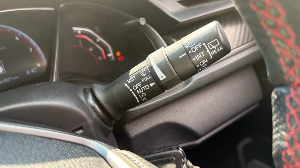 Honda Civic 1.5 VTEC Turbo Sport 5dr Petrol Hatchback - Image 25