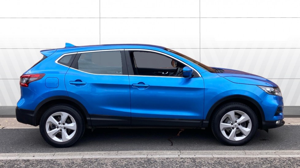 Nissan Qashqai 1.3 DiG-T Acenta Premium 5dr Petrol Hatchback - Image 5