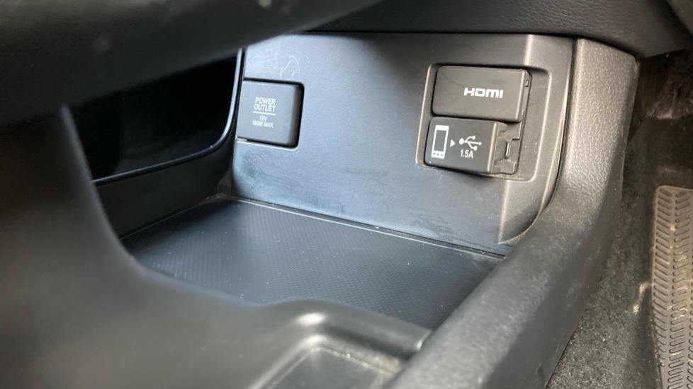 Honda Civic 1.0 VTEC Turbo 126 Sport Line 5dr Petrol Hatchback - Image 30