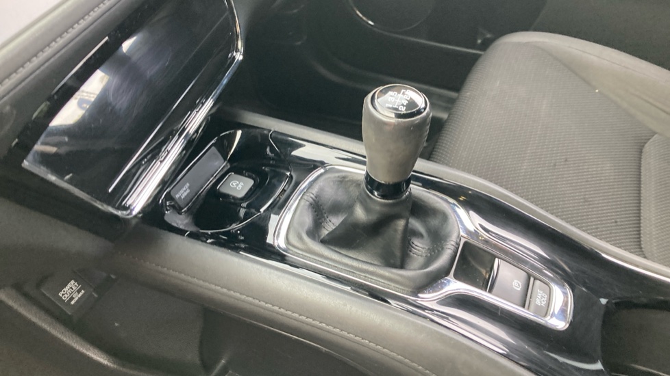 Honda HR-V 1.5 i-VTEC SE 5dr Petrol Hatchback - Image 13