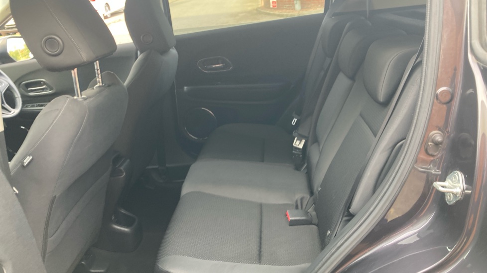 Honda HR-V 1.5 i-VTEC SE 5dr Petrol Hatchback - Image 16