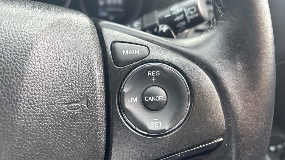 Honda HR-V 1.5 i-VTEC EX CVT 5dr Petrol Hatchback - Image 27