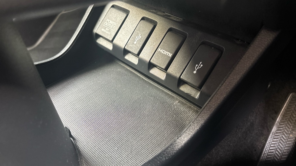Honda HR-V 1.5 i-VTEC EX CVT 5dr Petrol Hatchback - Image 42