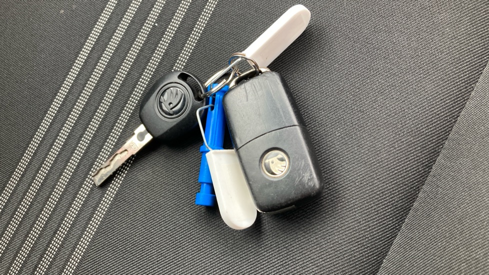 Skoda CITIGO 1.0 MPI Monte Carlo 5dr Petrol Hatchback - Image 20