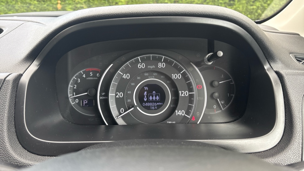 Honda CR-V 1.6 i-DTEC 160 SE Plus 5dr Auto [Nav/DASP] Diesel Estate - Image 18