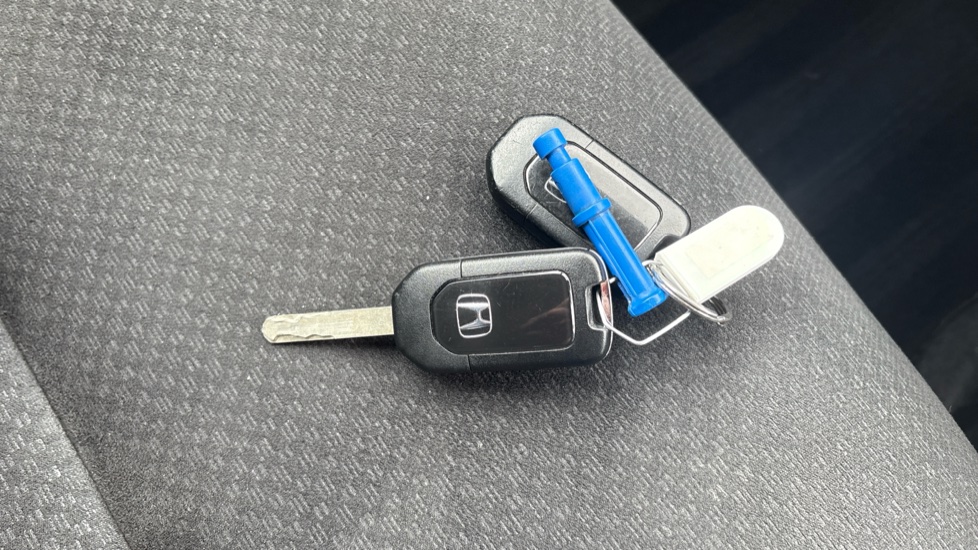 Honda CR-V 1.6 i-DTEC 160 SE Plus 5dr Auto [Nav/DASP] Diesel Estate - Image 20