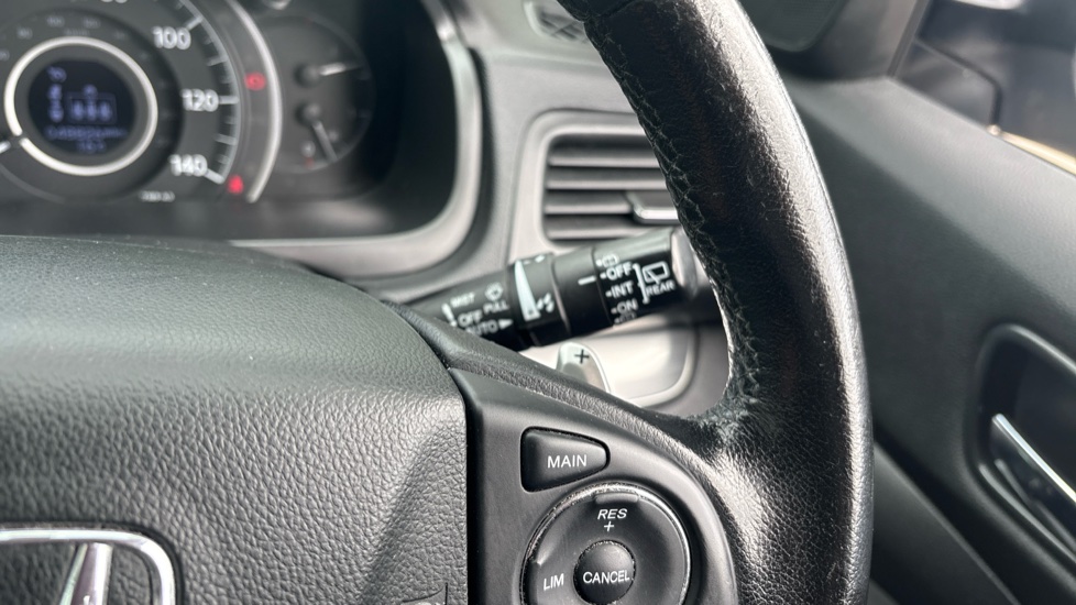 Honda CR-V 1.6 i-DTEC 160 SE Plus 5dr Auto [Nav/DASP] Diesel Estate - Image 29