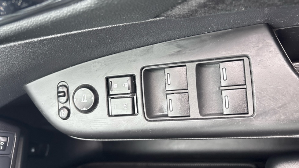 Honda CR-V 1.6 i-DTEC 160 SE Plus 5dr Auto [Nav/DASP] Diesel Estate - Image 32