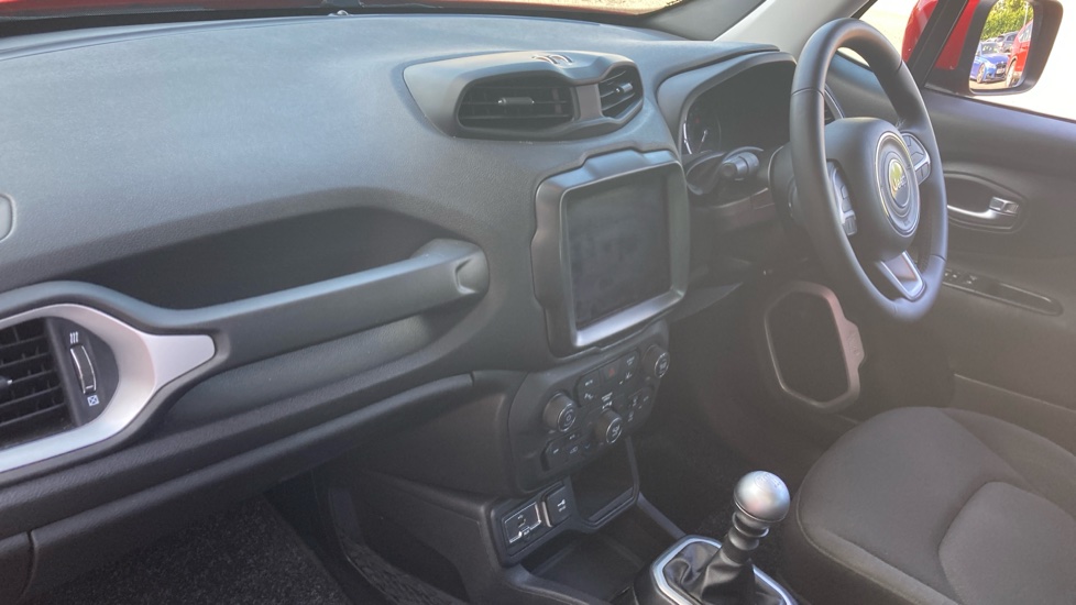 Jeep Renegade 1.0 T3 GSE Longitude 5dr Petrol Hatchback - Image 9