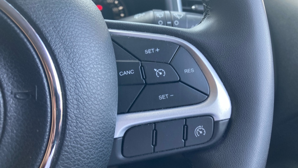 Jeep Renegade 1.0 T3 GSE Longitude 5dr Petrol Hatchback - Image 29