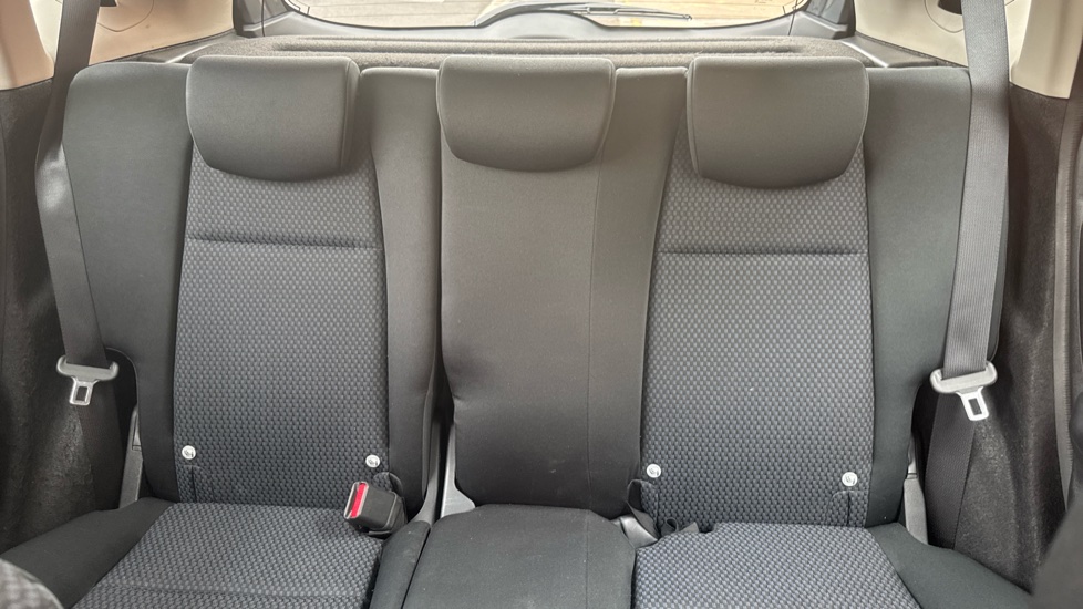 Honda Jazz 1.3 i-VTEC SE Navi 5dr CVT Petrol Hatchback - Image 15