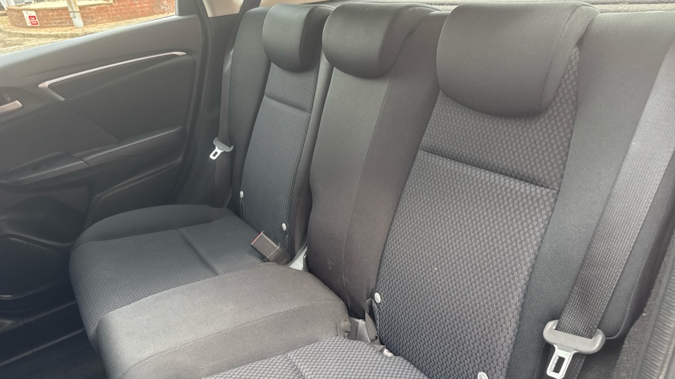Honda Jazz 1.3 i-VTEC SE Navi 5dr CVT Petrol Hatchback - Image 16