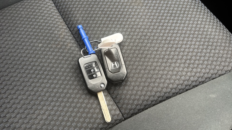 Honda Jazz 1.3 i-VTEC SE Navi 5dr CVT Petrol Hatchback - Image 20