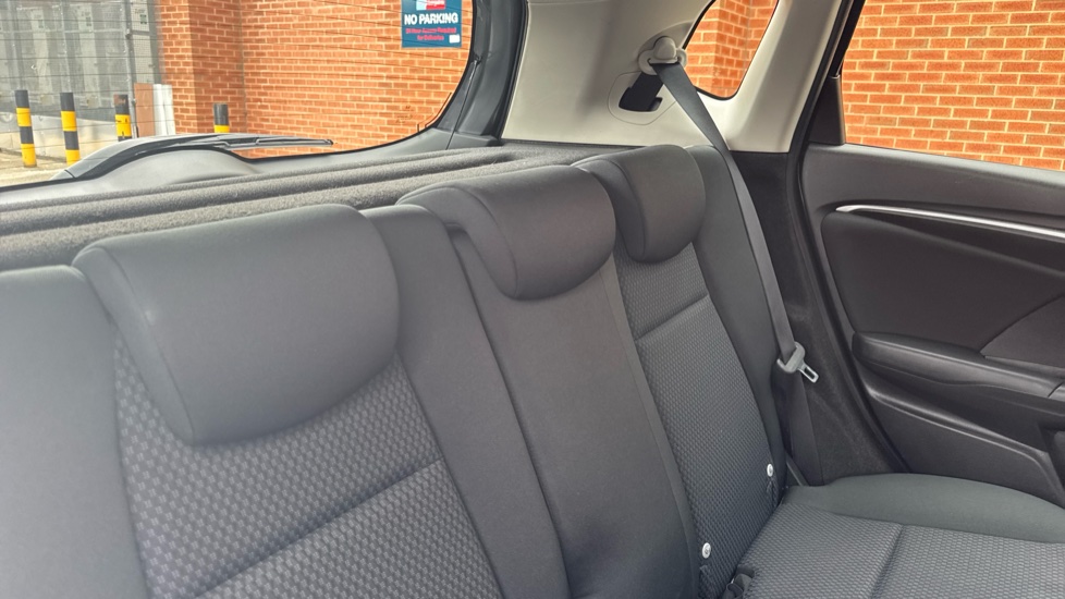 Honda Jazz 1.3 i-VTEC SE Navi 5dr CVT Petrol Hatchback - Image 36