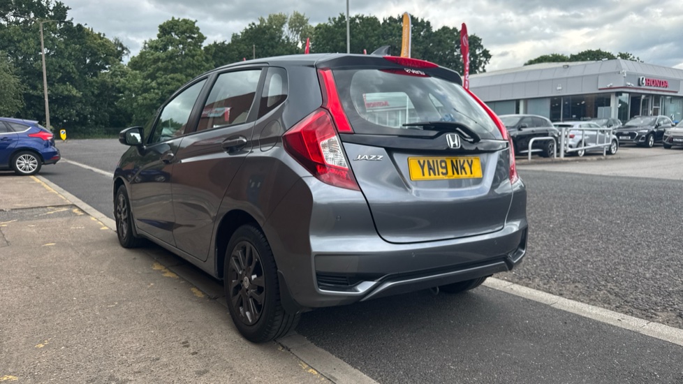 Honda Jazz 1.3 i-VTEC SE Navi 5dr CVT Petrol Hatchback - Image 41