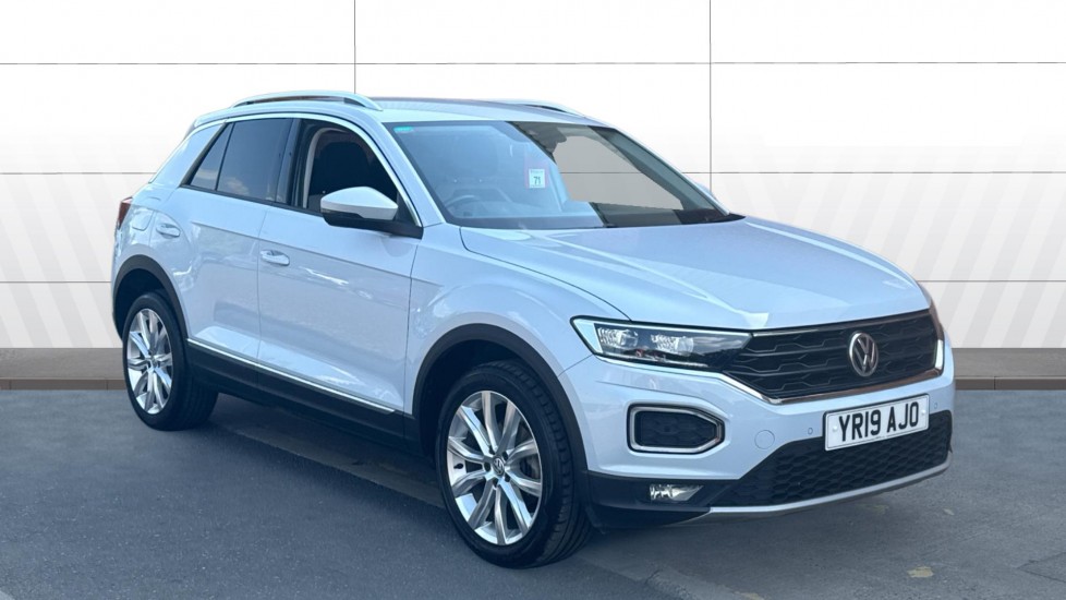 Volkswagen T-Roc 1.5 TSI EVO SEL 5dr Petrol Hatchback - Image 1
