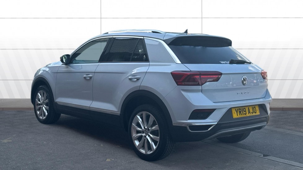 Volkswagen T-Roc 1.5 TSI EVO SEL 5dr Petrol Hatchback - Image 2