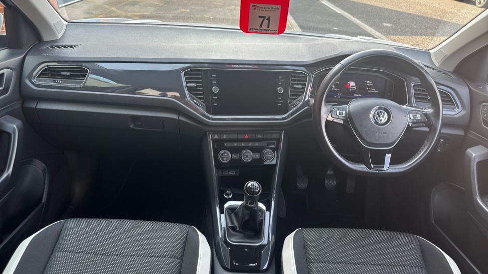 Volkswagen T-Roc 1.5 TSI EVO SEL 5dr Petrol Hatchback - Image 10