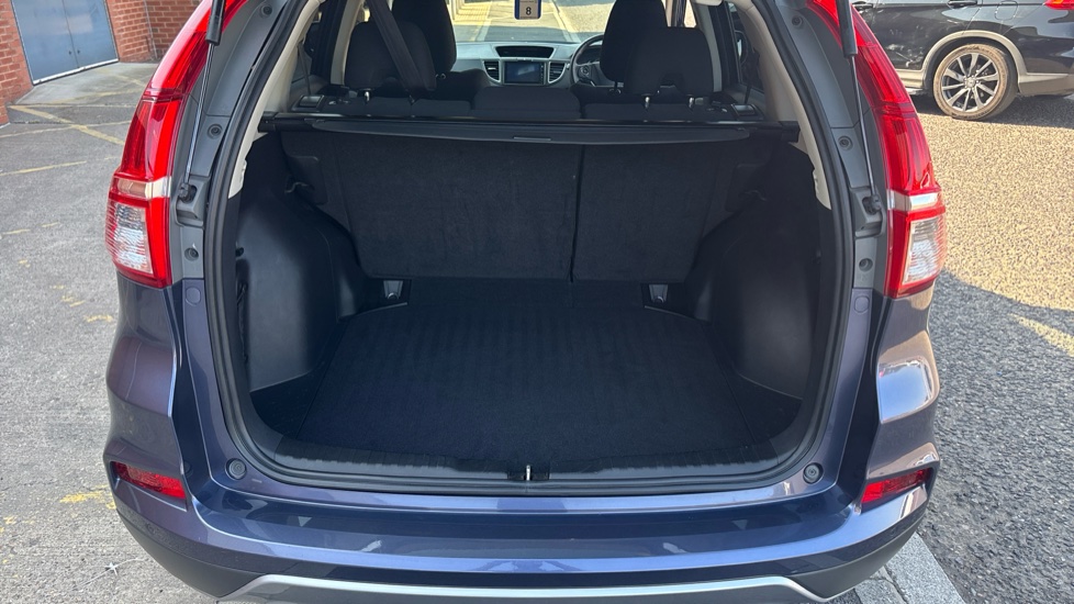 Honda CR-V 2.0 i-VTEC SE Plus 5dr Auto [Nav] Petrol Estate - Image 4