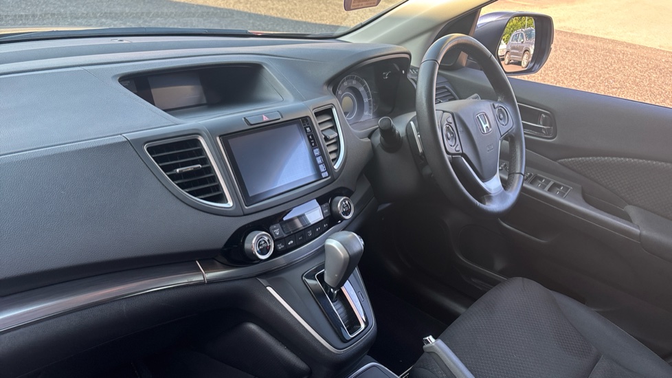 Honda CR-V 2.0 i-VTEC SE Plus 5dr Auto [Nav] Petrol Estate - Image 9