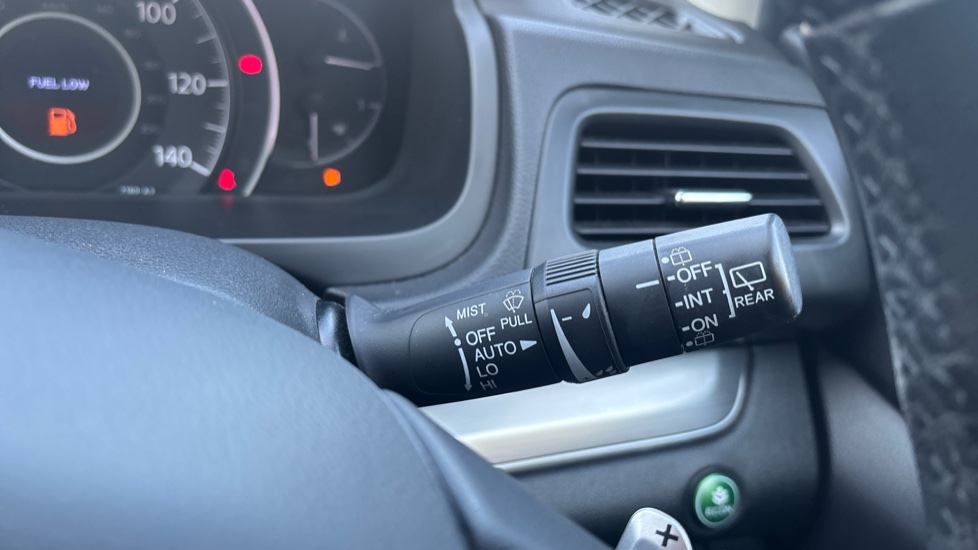 Honda CR-V 2.0 i-VTEC SE Plus 5dr Auto [Nav] Petrol Estate - Image 24