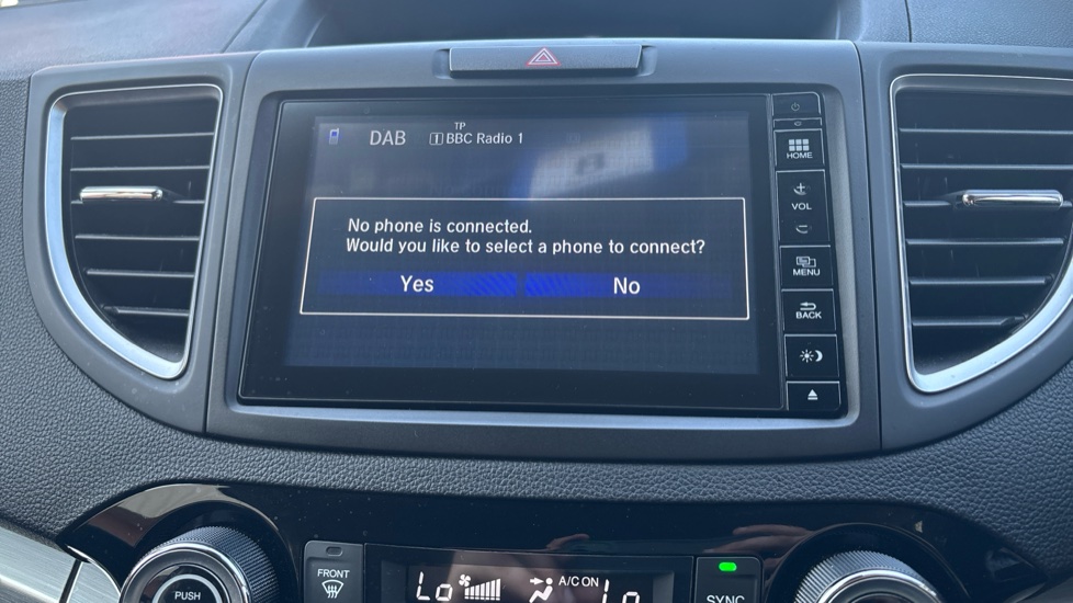 Honda CR-V 2.0 i-VTEC SE Plus 5dr Auto [Nav] Petrol Estate - Image 35