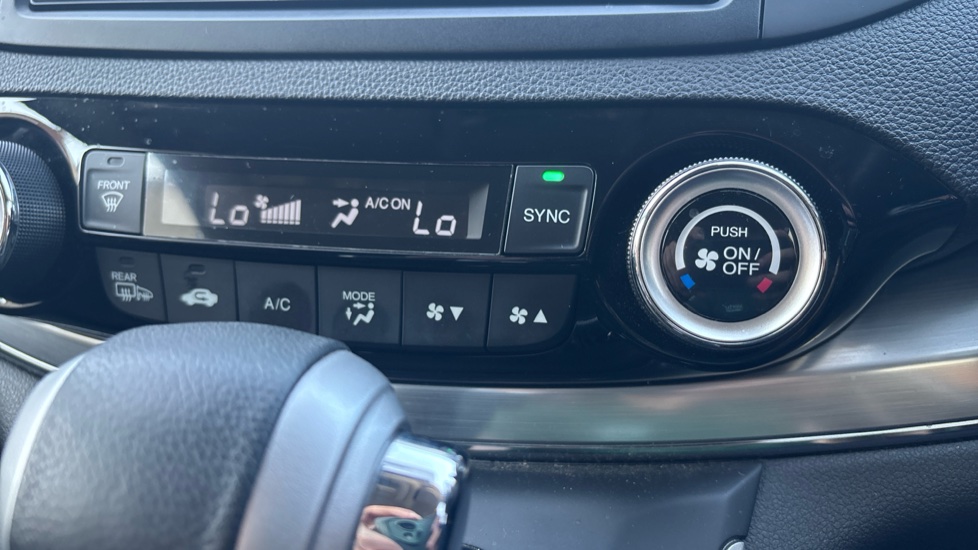 Honda CR-V 2.0 i-VTEC SE Plus 5dr Auto [Nav] Petrol Estate - Image 41