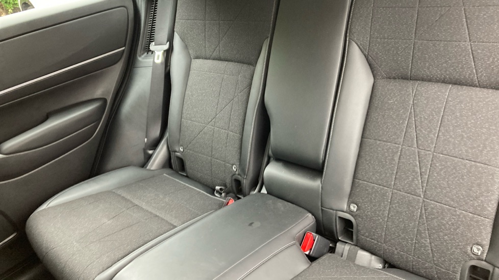 Honda HR-V 1.5 eHEV Advance 5dr CVT Hybrid Hatchback - Image 8