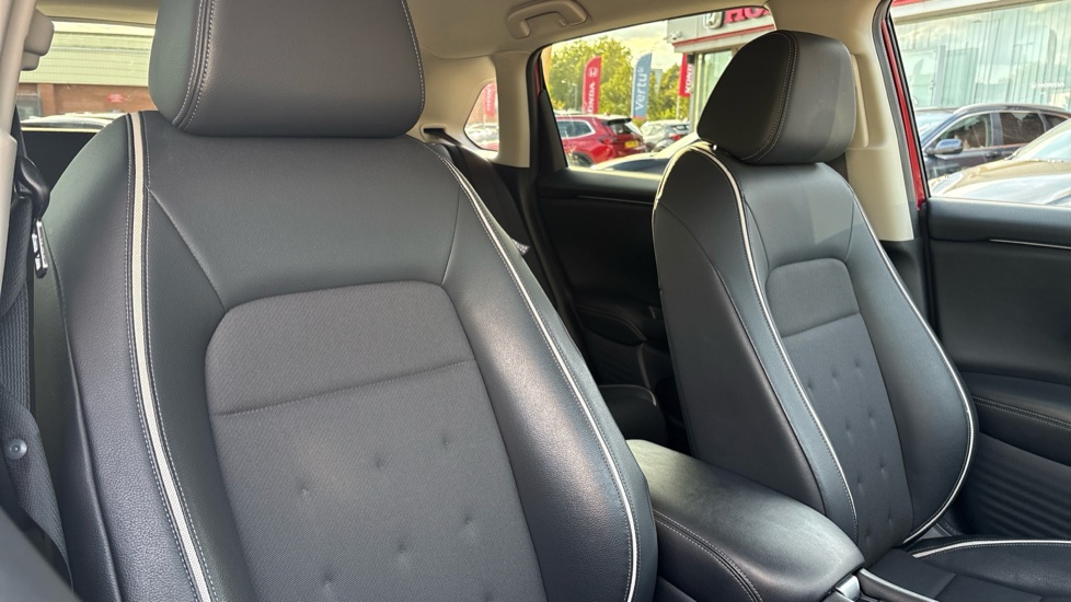 Honda Zr-V 2.0 eHEV Sport 5dr CVT Hybrid Estate - Image 29