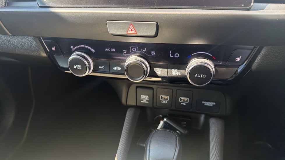 Honda Jazz 1.5 i-MMD Hybrid Crosstar EX 5dr eCVT Hybrid Hatchback - Image 21