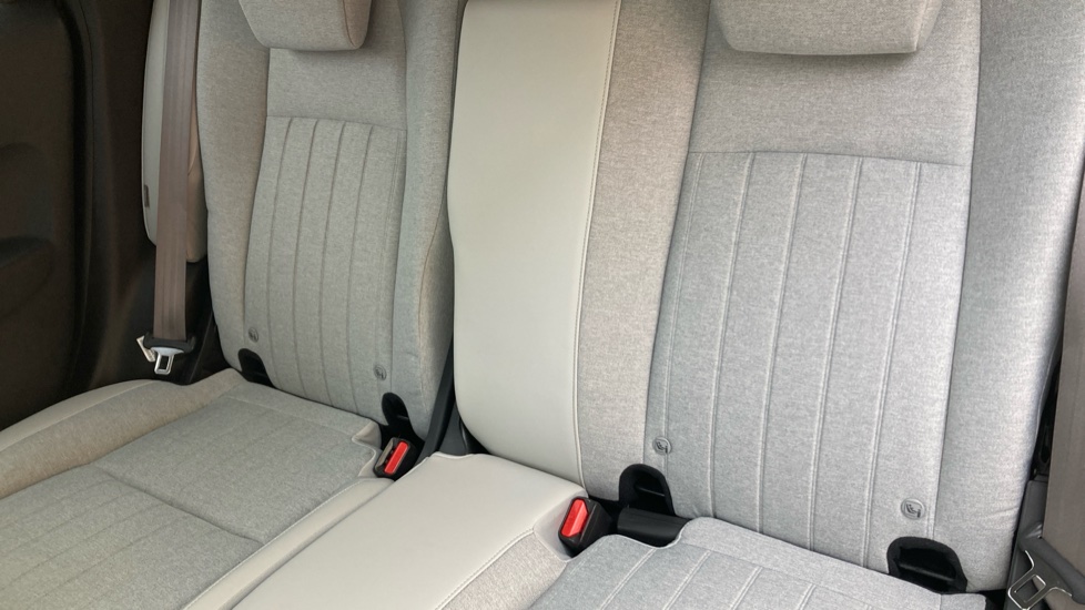 Honda Jazz 1.5 i-MMD Hybrid EX 5dr eCVT Hybrid Hatchback - Image 8