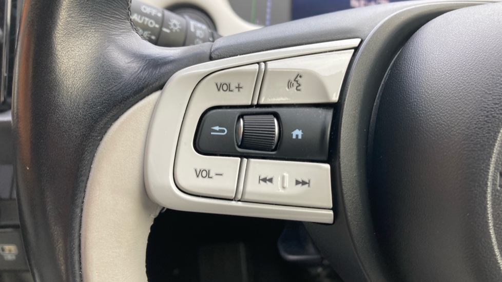 Honda Jazz 1.5 i-MMD Hybrid EX 5dr eCVT Hybrid Hatchback - Image 13