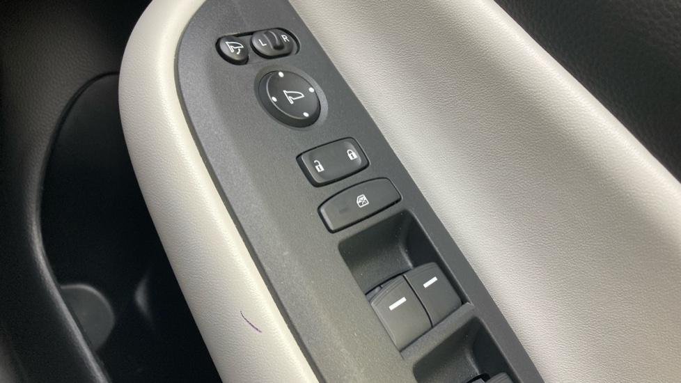 Honda Jazz 1.5 i-MMD Hybrid EX 5dr eCVT Hybrid Hatchback - Image 20